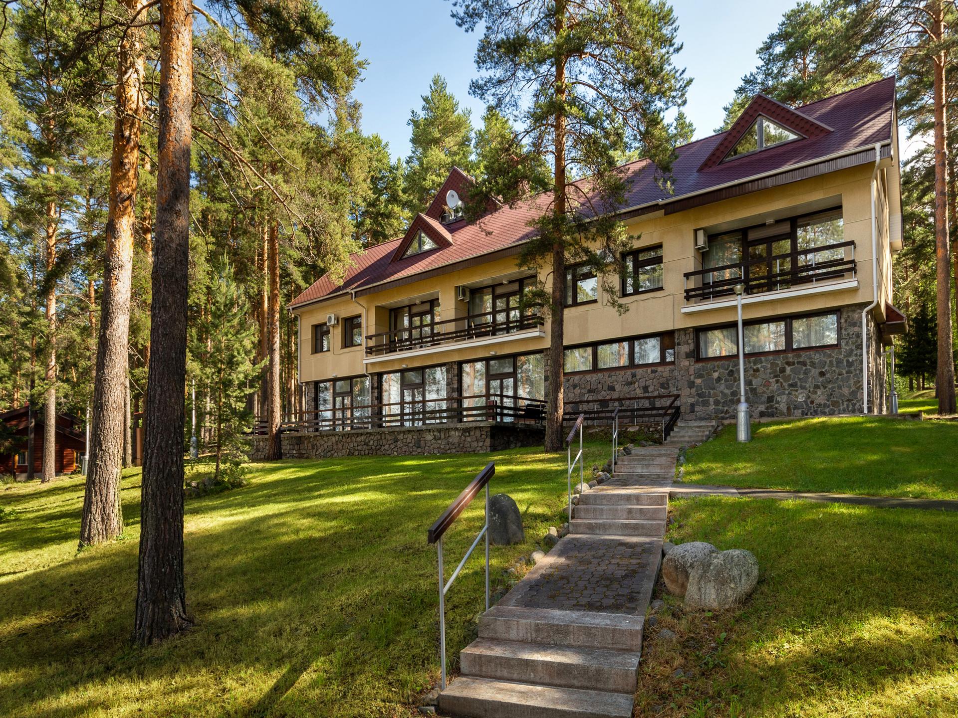 Забронировать гостевой дом в Карелии в отеле Cosmos Karelia Hotel